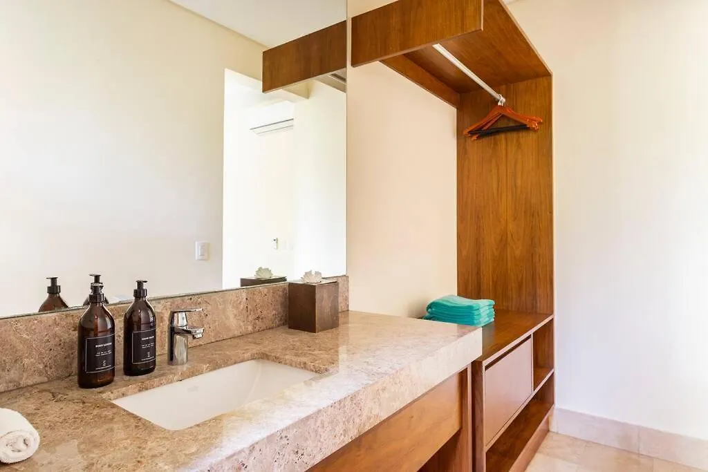 Luxurious Villa At Exclusive Gated Community La Privada Aldea Zama, 5 Bedroom Private Pool & Concierge Service Mexico